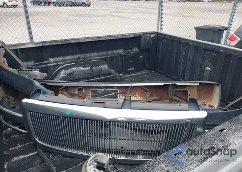 2006 GMC Sierra 1500 Sle2 from USA, damaged, VIN 2GTEC13Z361289496